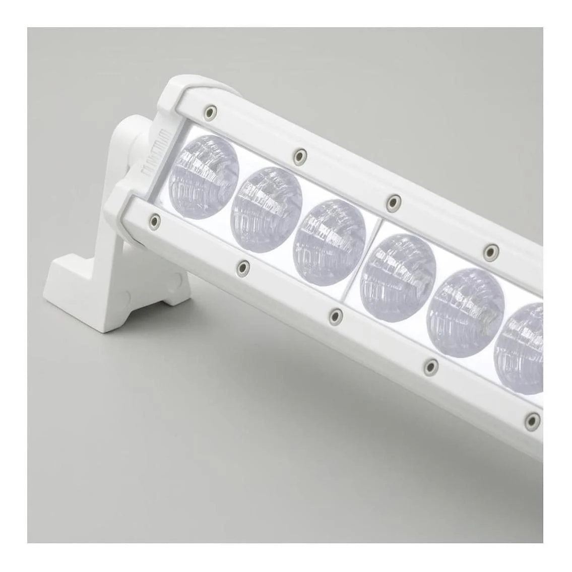 Iluma Light Bar 3W Cree 6 LED 7.5" 192mm Length Flood Beam White - Image 4