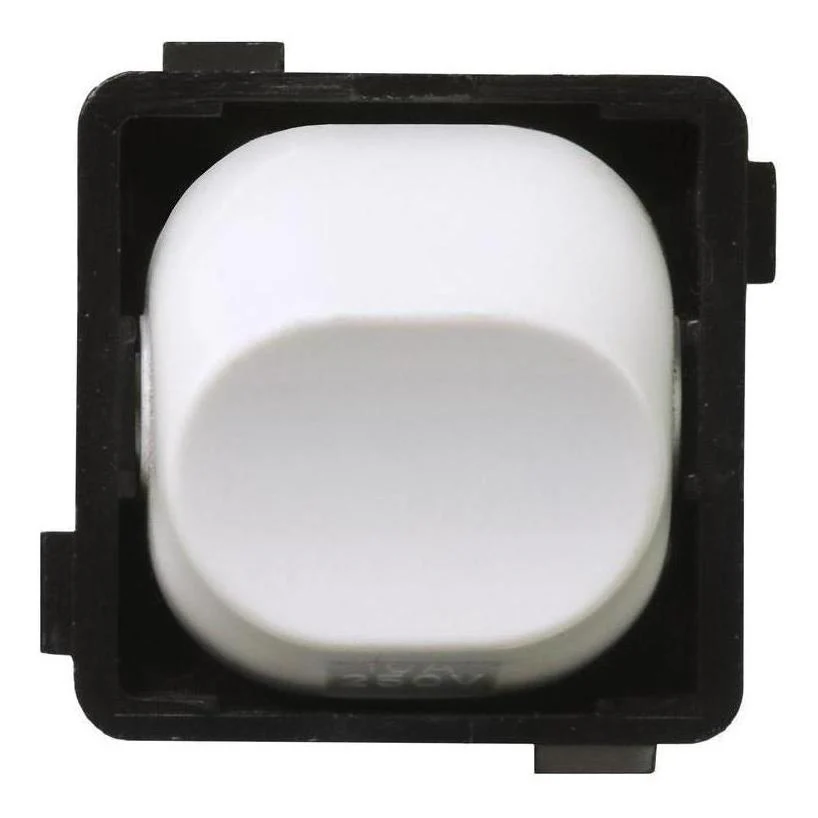Iluma 10A Single Pole Switch Mechanism White - Image 3