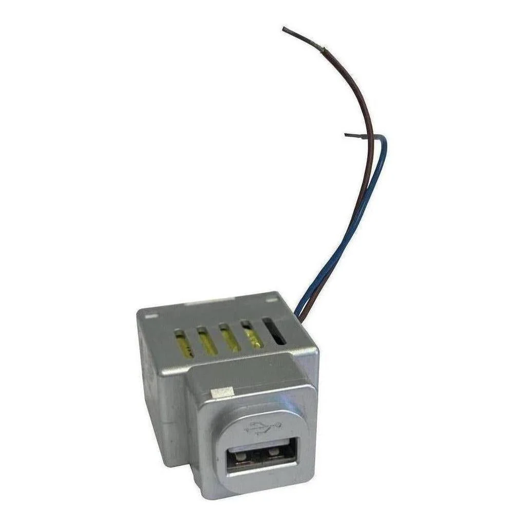 Iluma 2A USB Power Adapter Charger Port Switch Mechanism Silver