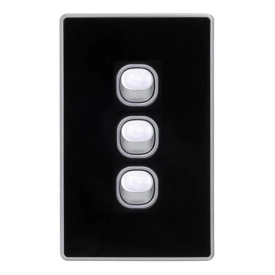 Iluma 3 Gang Light Switch D-Series Black/Silver